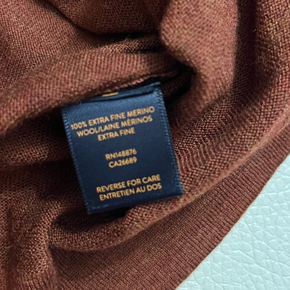 NWT - Good Man Brand Men’s 100% Extra Fine Merino Wool MVP V-Notch Sweater - L - Picture 11 of 12